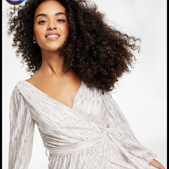 Guess faux wrap metallic dress - Picture 2 of 8